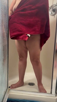 Sexy latina secando