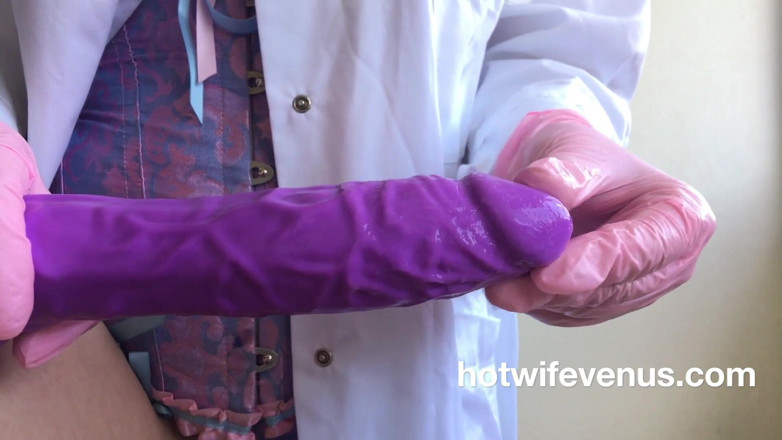 Mistress Hotwife Venus: Dokter Venus. Onderzoek en kont speelinstructies.