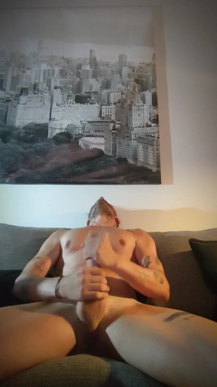 Alexis King9: เล่นกับควยของกูโดยใช้ทั้งคู่