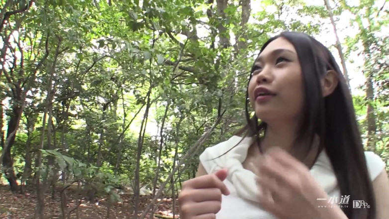 Pondo TV: A Woman with Erotic Moles at the Base of Her...