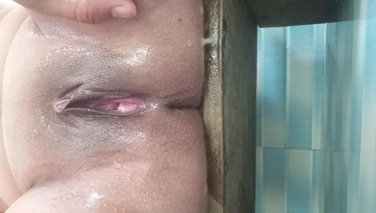 XXX Nepal: Hur en petite vagina få självtillfredsställelse.