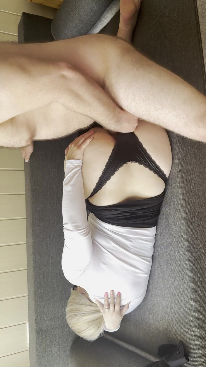 Christy X Taylor: Sesso in ufficio con la nuova segretaria e finalmente il...