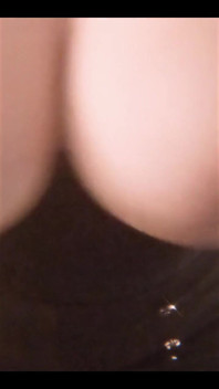 Really Like Playing with My Boobs