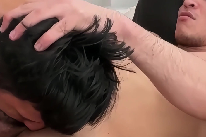 deepthroatec: Kemaluannya adalah ketagihan saya, saya taksub dengannya