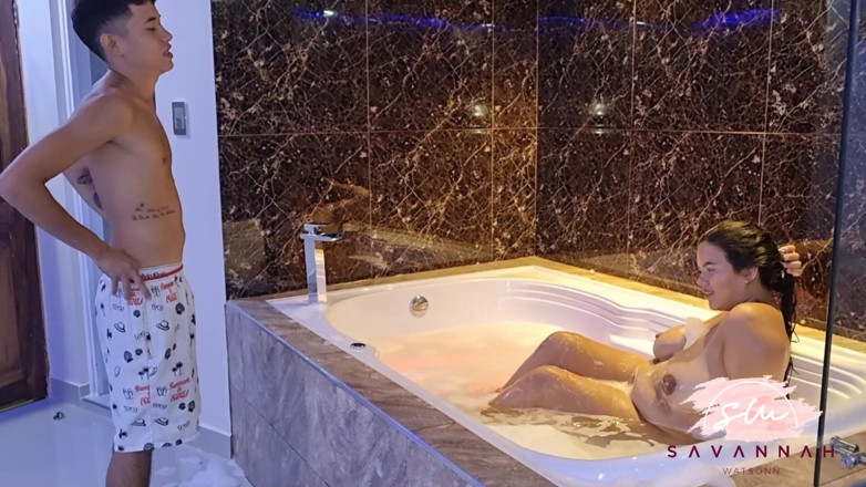 Savannah Watson: Couple Having Sex in the Jacuzzi in Their Parents' Master...