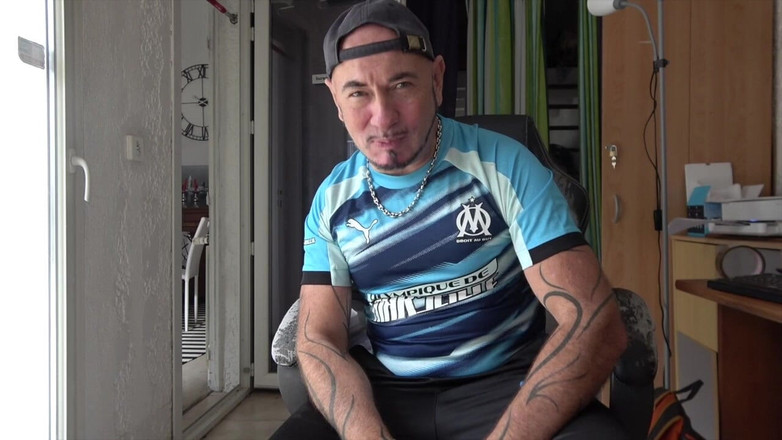 Bitch fucked bareback by big cock: Młody Avex Big Btie pieprzy pumę