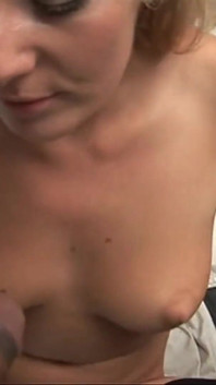Tmavý čokoládový koláč scn04