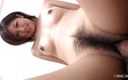 WWMAMM: Adolescente peluda Mina Kawai tiene clítoris acariciado con vibrador antes...
