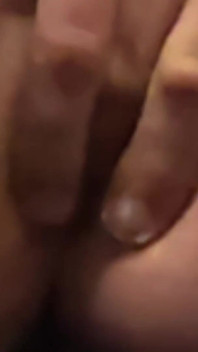 Fingering My Hole
