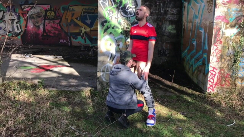 BAD BOYS FUCKERS FROM FRANCE: Yougn badboy fucked outdoor by Koldo Goran