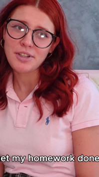 Slutty Školačka Šuká Svého Učitele, Aby Udělala Domácí Úkol