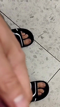 エレベーター内