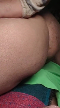 Apni bari bhabhi ko bett par gand chudai Kiya