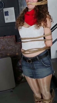 Cowgirl Mina