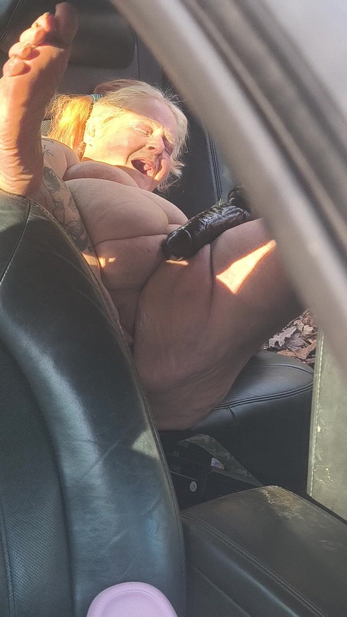 HerculesnVENUS: 그는 다시 낯선 사람의 장난 꾸러기 미소를보고있어