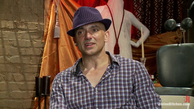 Divine Bitches by Kink: Erotické ponížení