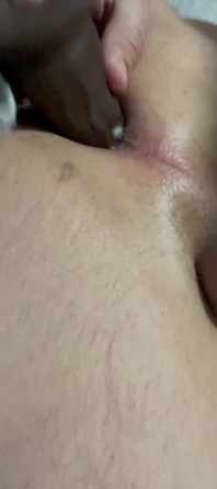 White Bussy
