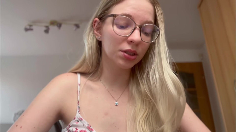 Goddess_Bella_Rae: Je bent een incompetente cuckold asmr rollenspel