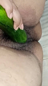 Porn with Cucumber XXX Vegetarian Sex - Netuhubby