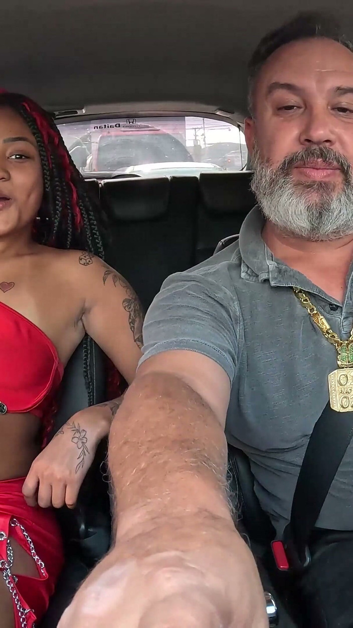 Binho Ted: Mc Beka colpisce le strade di São Paulo, mostrando il...