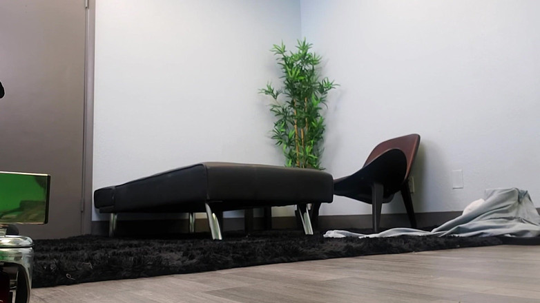 Kyla Keys: За лаштунками спокусливий сексотерапевт