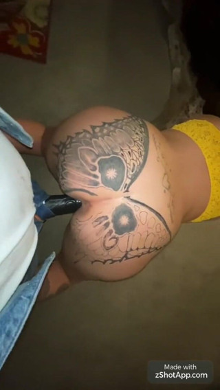 MzKiTTy91: Culona milf esposa rebotando en bbc