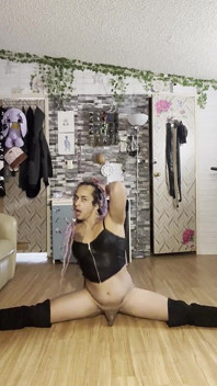 Striptis untuk melonggarkan Butang Saya Bae
