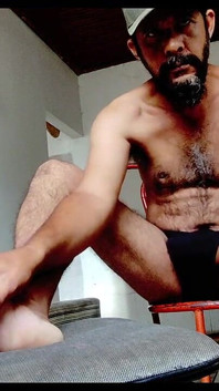 Foot Fetish -hairy Man