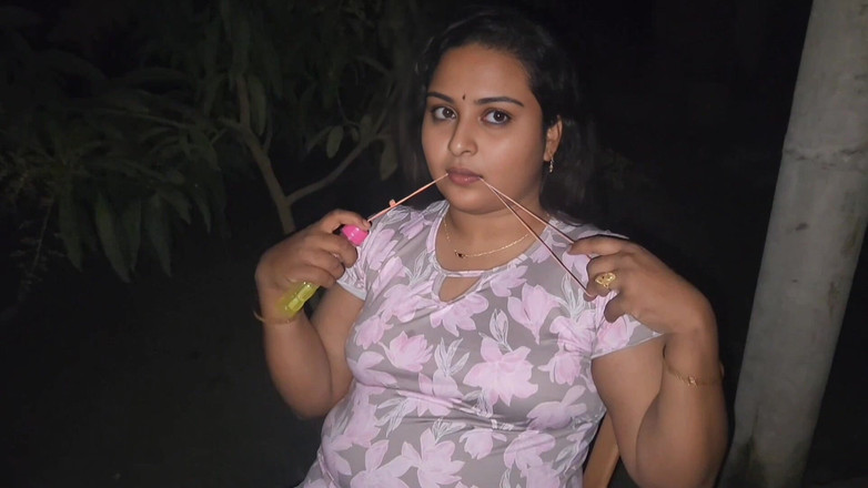 Akhi moni: Saya mengongkek abang tiri saya gaya doggy. Bahagian 01