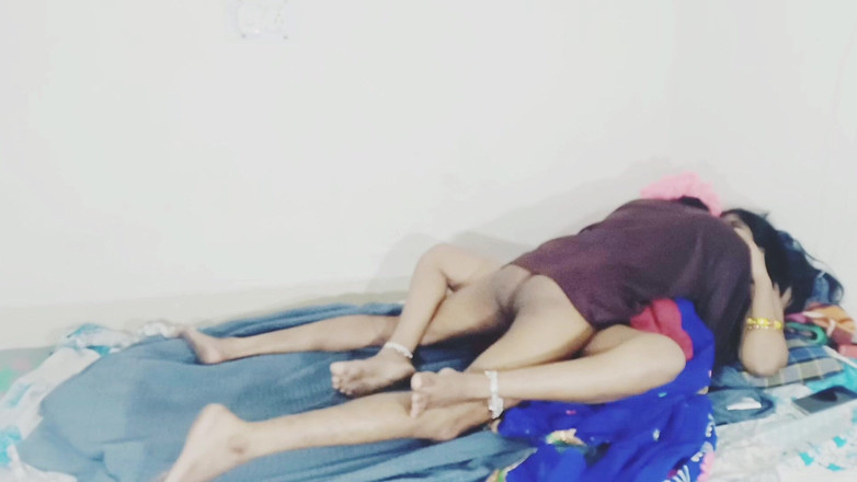 Vija: Hintli üvey erkek kardeş seks videosu