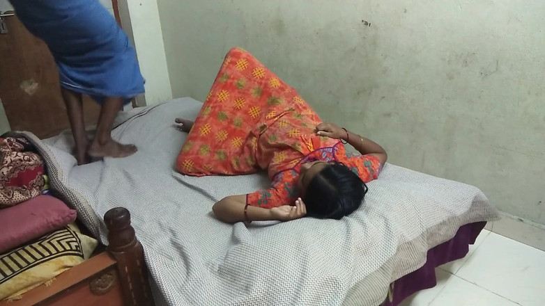 Telugu Couple: Индийский деревенский секс с бхабхи дези в реальной жизни