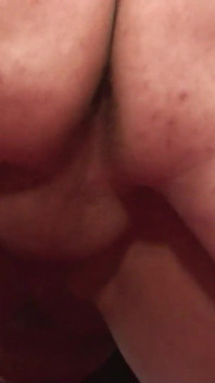 Napalona blond milf potajemnie lizała i uderzyła przez sąsiadów