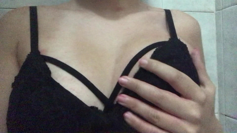 Thebeautybadby: tetek terbesar dan terkaya