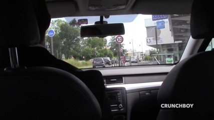 EXHIB BOYS: Conductor de Uber se folla a un muchacho flaco en...