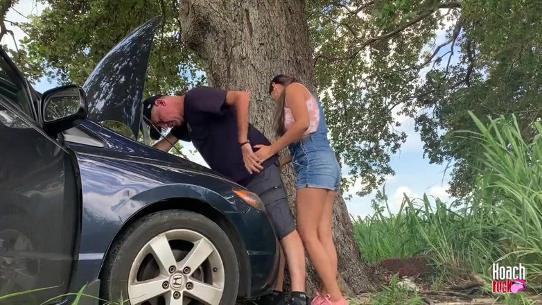 thundass: 자동차 수리비를 지불하기 위해 정비사의 엉덩이 냄새와 핥기