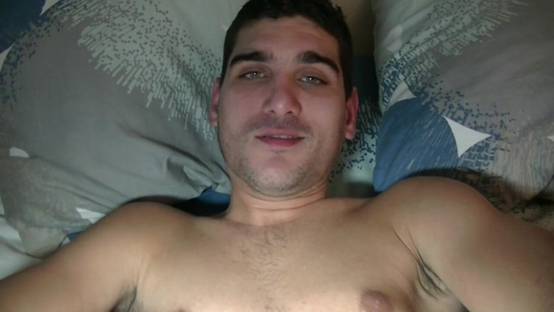 Gaybareback: Si seksi romeo dientot tanpa kondom sama leo si cewek...