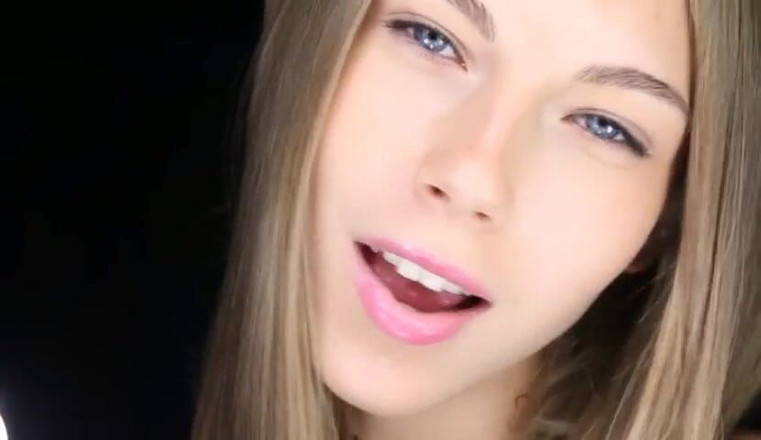 Watch4beauty: Abby's Portrait