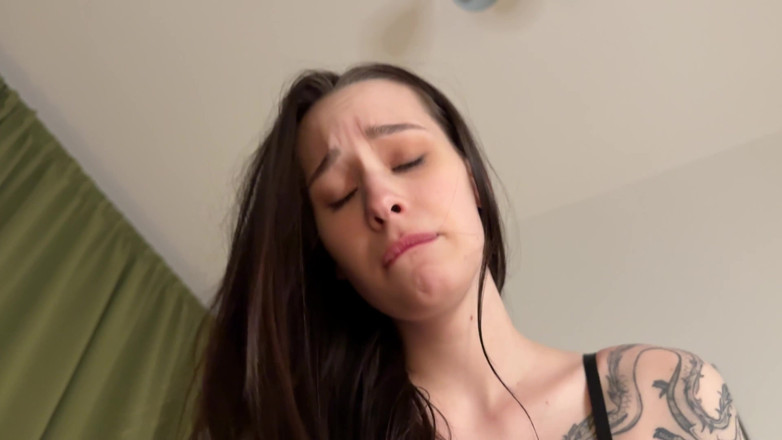 HannahKim: Güzel bir kızla tutkulu akşam seksi. POV