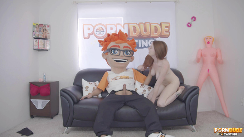 PornDudeCasting: Aria Carson