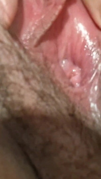 Masturbation de Munha Chatte poilue