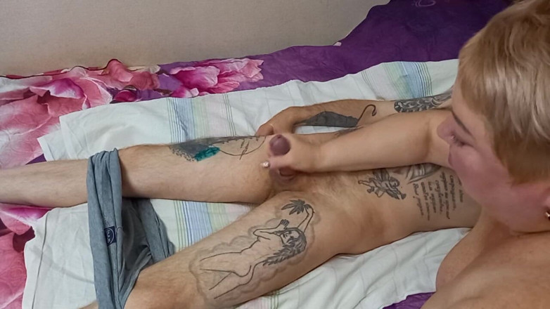 Zona901: Szarpie mojego penisa i patrzy na erupcję spermy