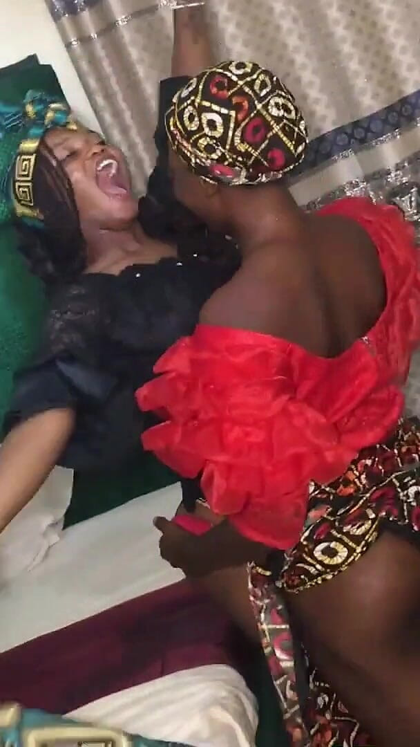 Lesbians pornshow: She Loves How I Played with Her Clit