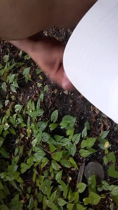 Boricouple: Mijn vriendin zuigt aan mijn lul in het park en...