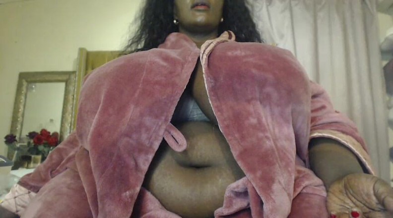Legendary Booty Overdose: ブラック SSBBW Wannaa バスト BBC ナッツ
