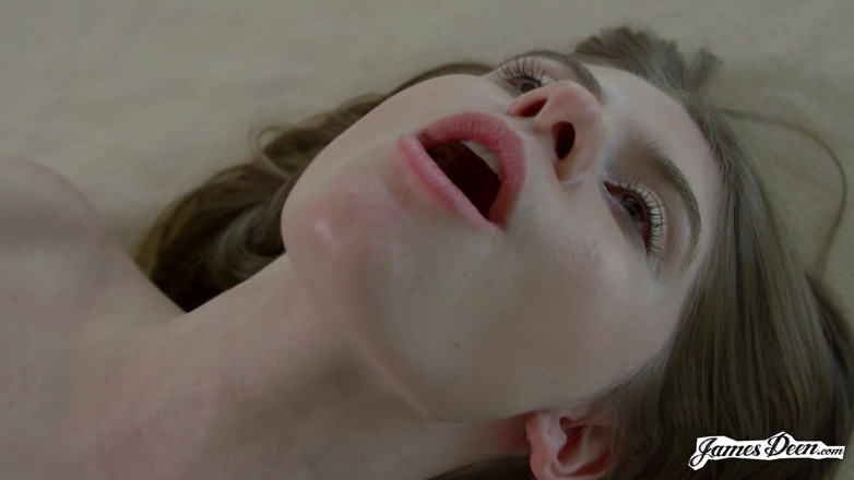 James Deen: Alice March lamiendo coño con James Deen