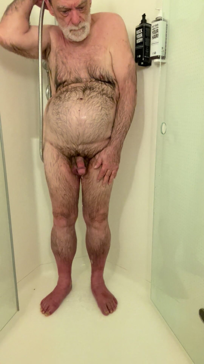Coach Karl dude lodge: Coach Karl Fall Shower Time 2 7219