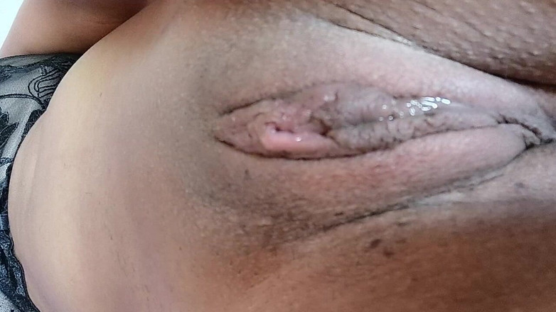 Jacke24: Una giovane vergine calda