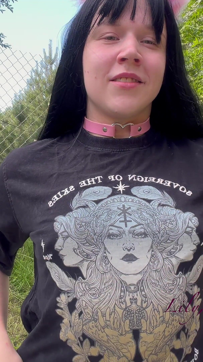 Lily, Goddess of Desire: El gótico monta tu polla con la boca de Ahegao