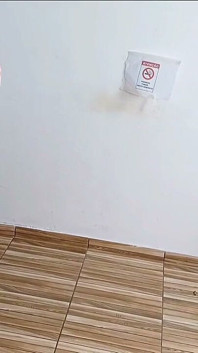 Doctor Leaves Patient Naked in Order to Examine Her!