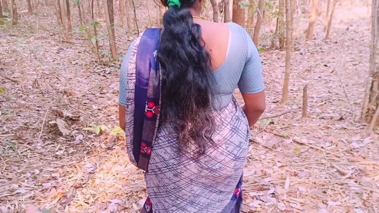 Telugu honey lips: Tình dục ngoài trời Ấn Độ. Desi bhabi bí mật làm tình...